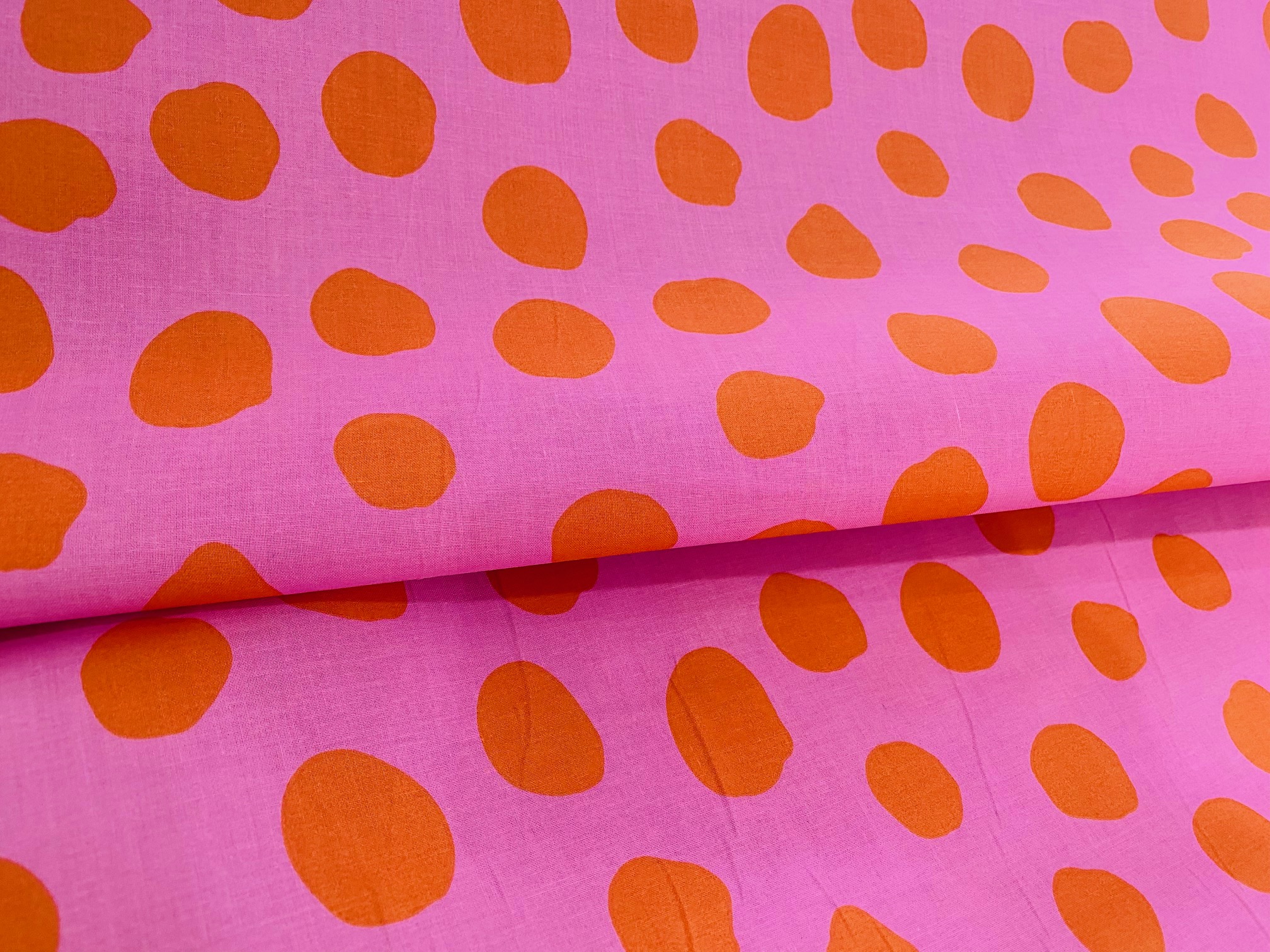 Beschichtete Baumwolle Dots Pink Wachstuch