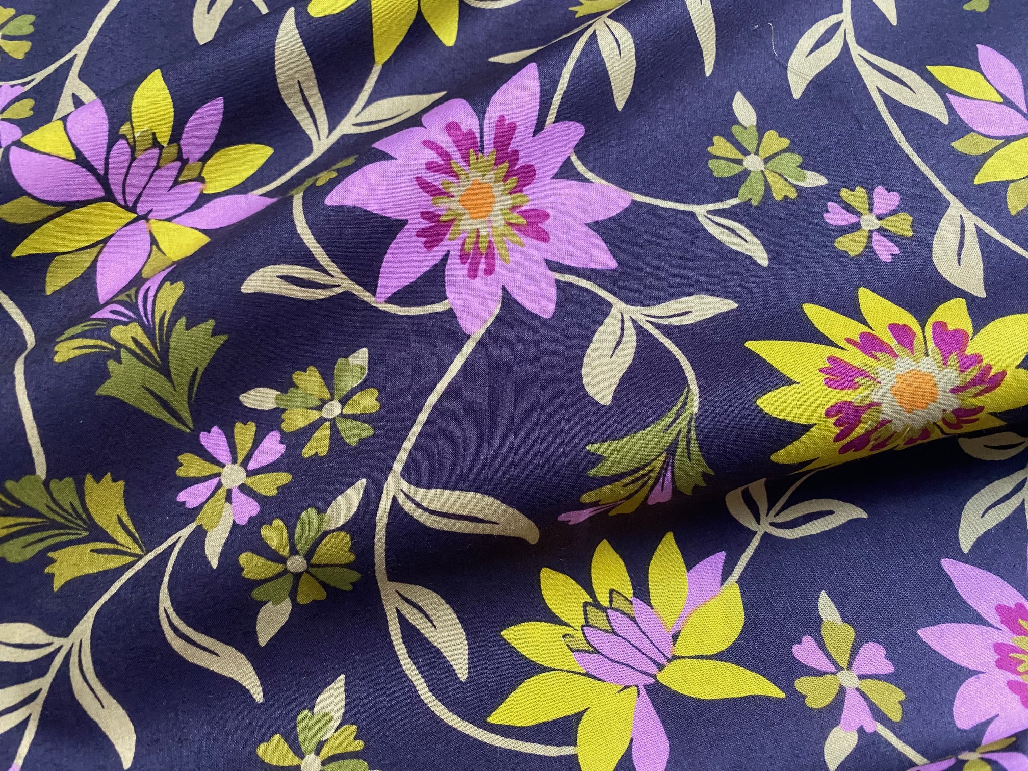 Baumwoll-Voile Flowers Violett/Senf Pomme Fabrics