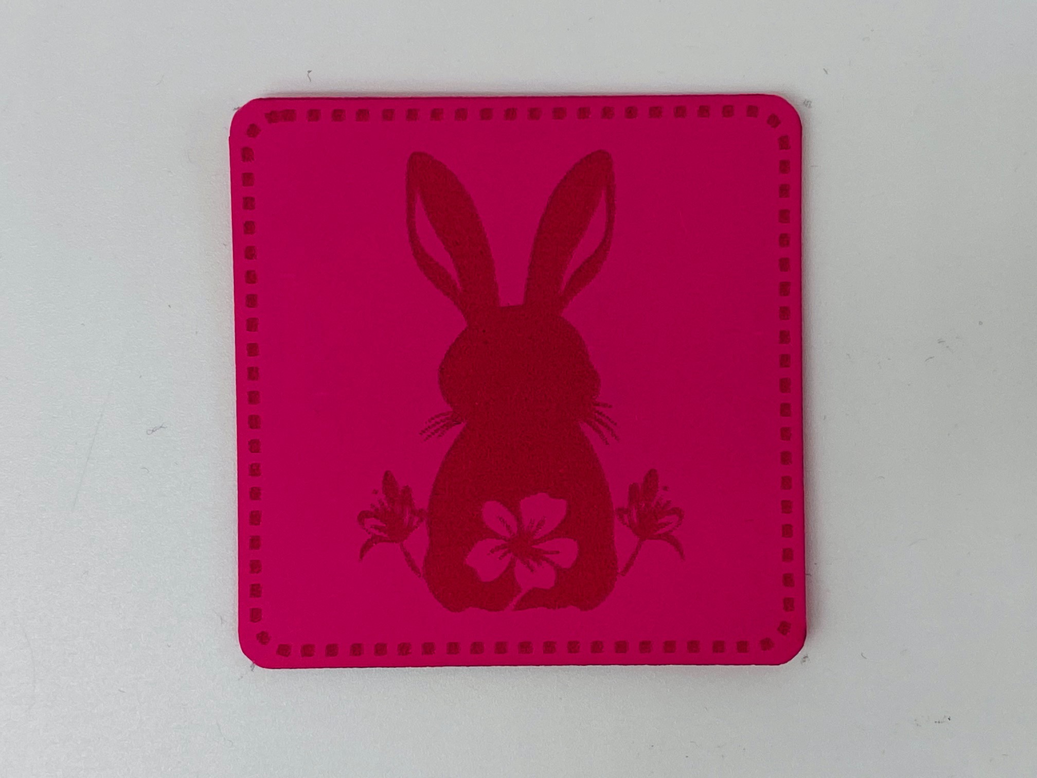 Hase  Weiches Kunstleder-Lable Pink